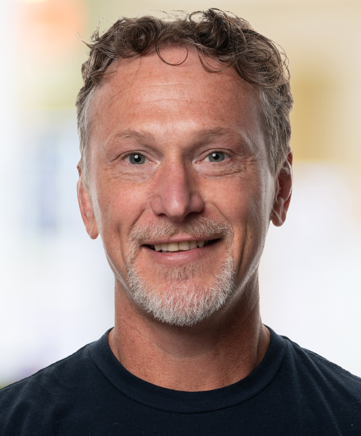 Doney Dan Headshot Jan 2024 (2)